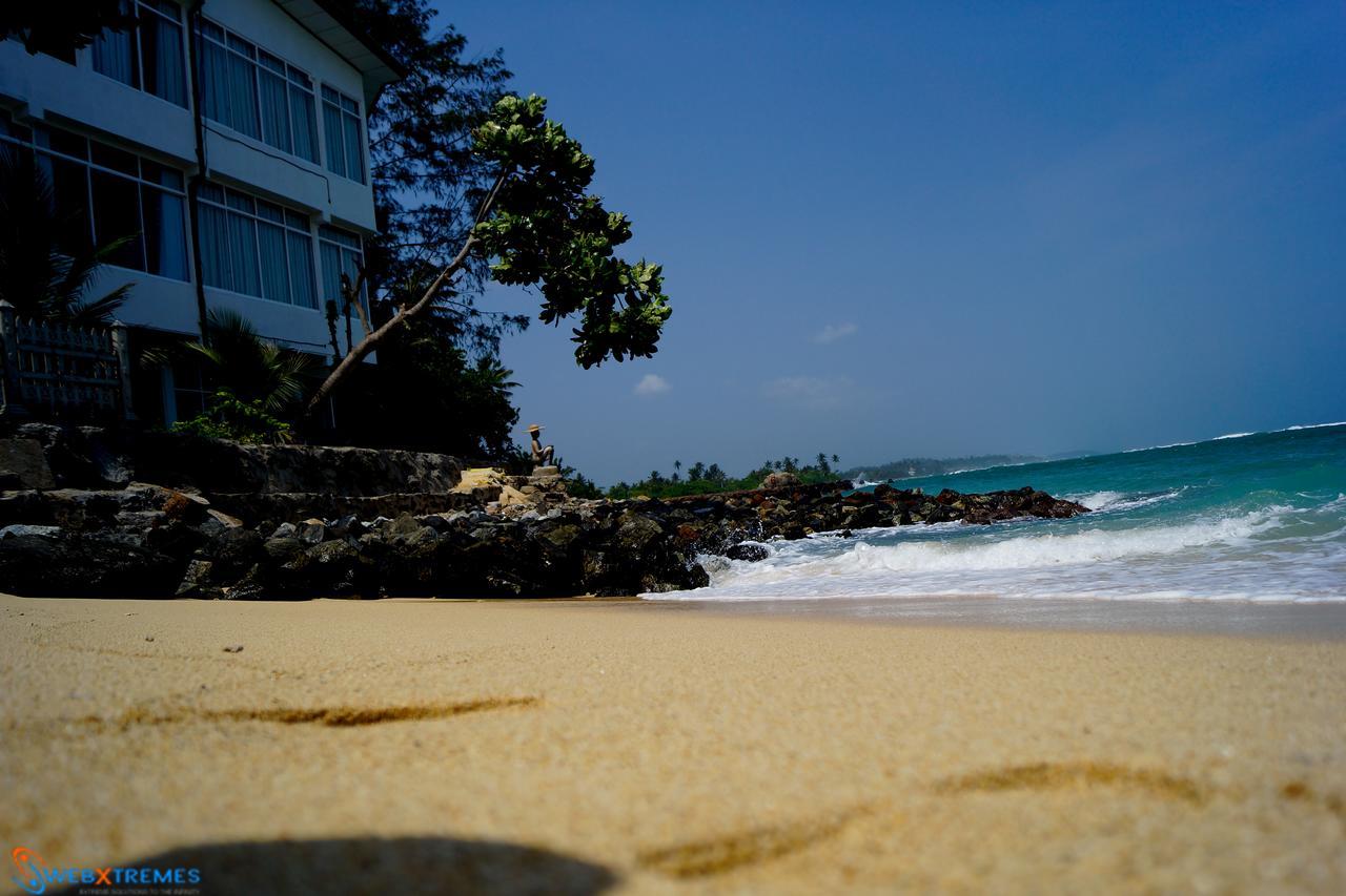Sayurima Beach Hotel Ахангама Экстерьер фото